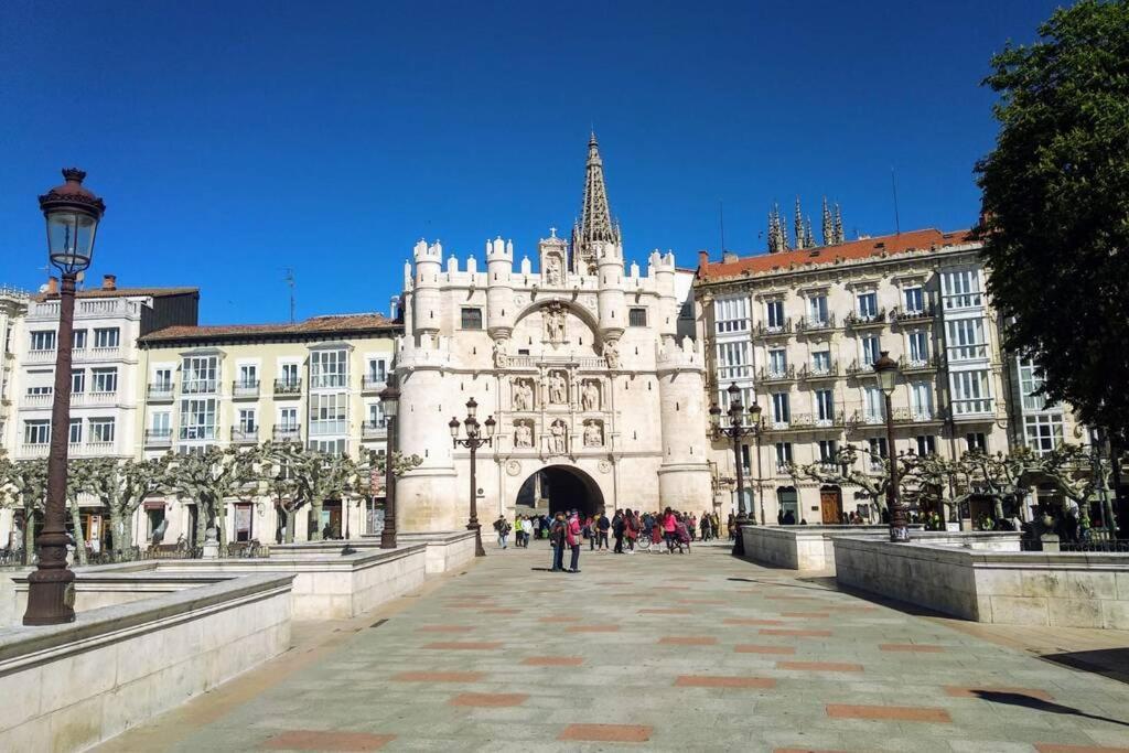 Tu Hogar En El Camino. Burgos Centro. Vut. Wifi Lägenhet Exteriör bild