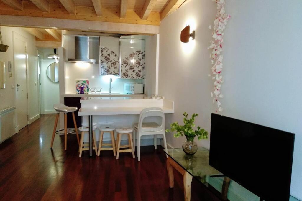 Tu Hogar En El Camino. Burgos Centro. Vut. Wifi Lägenhet Exteriör bild